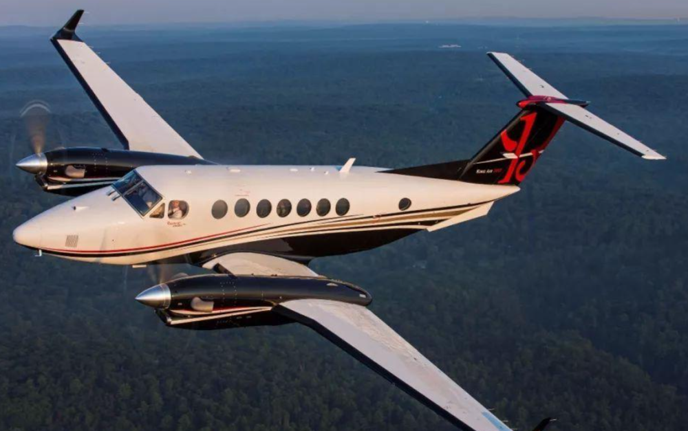 cl-604海上监视飞机以及拉塞航空公司的庞巴迪cl-650侦察机以及麦塔