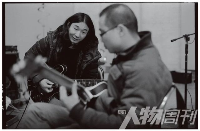 不问结果,不做琥珀——采写万青新专手记|乐队|王黔|万青|董亚千|姬赓