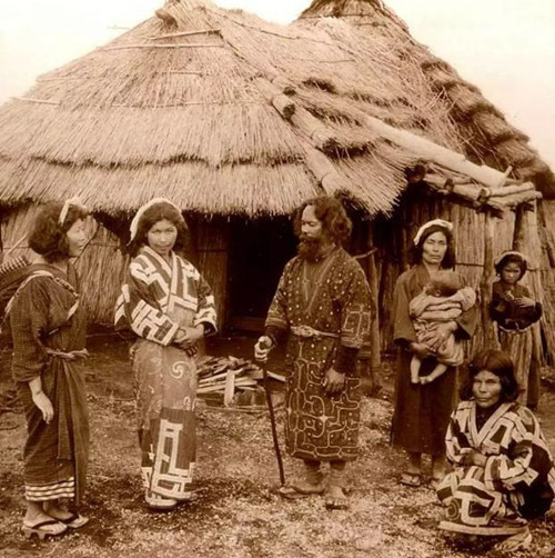 日本原住民被不断同化现在仅剩20万人大和族纯正的只有2万