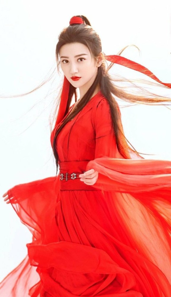 袁冰妍角色又被抢,和成毅二度合作太难,《沉香如屑》成最后希望