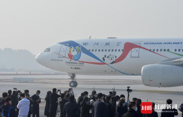 图集|看成都天府国际机场试飞第一天