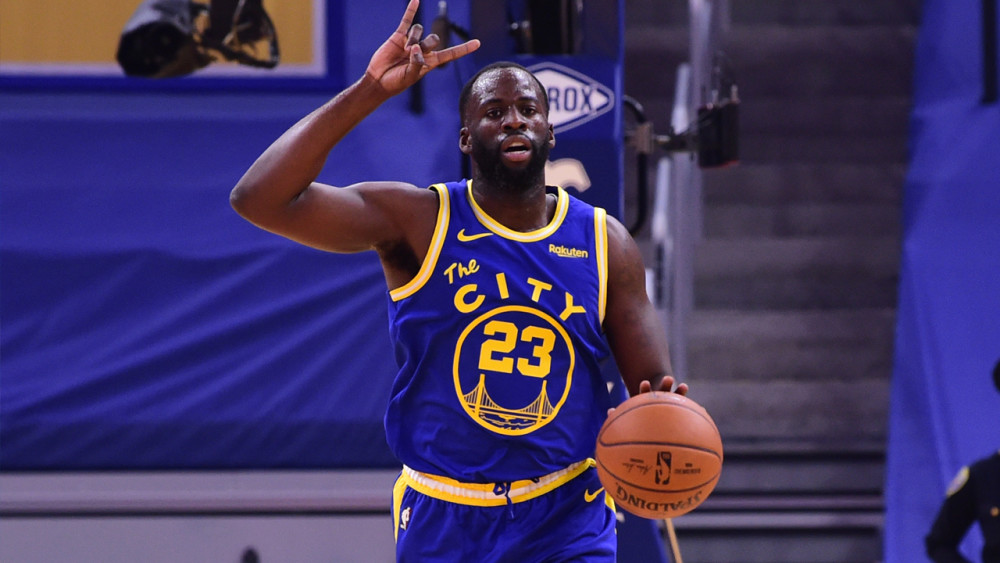 nba赛场图片:金州勇士