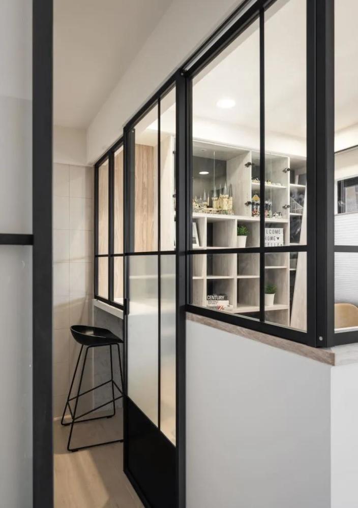 小户型暗又窄靠室内开窗这秘招让暗房都变白富美