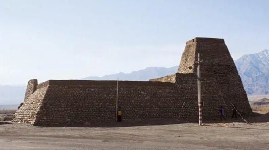 新疆旅游攻略53新疆旅游景区景点新疆古长城烽燧卡伦遗址