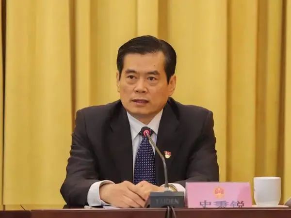 被举报掌掴下属的河南济源市委书记张战伟被免职