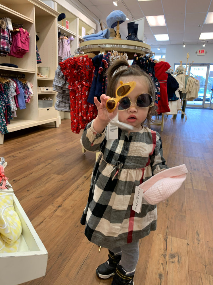 时尚辣妈马蕴雯晒娃