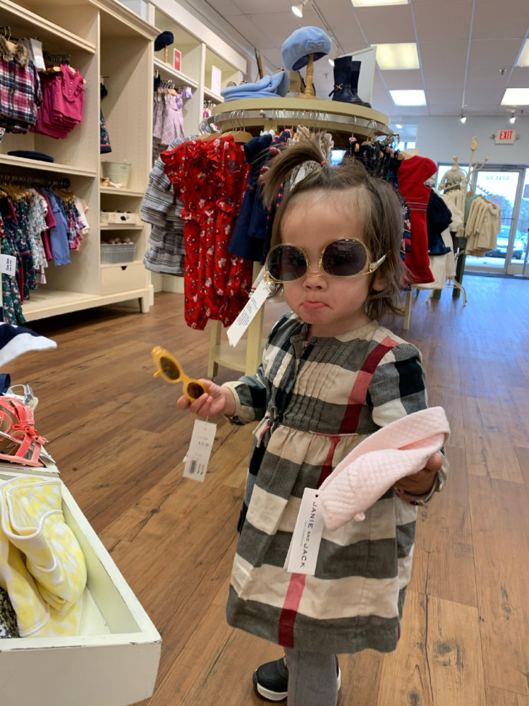 时尚辣妈马蕴雯晒娃