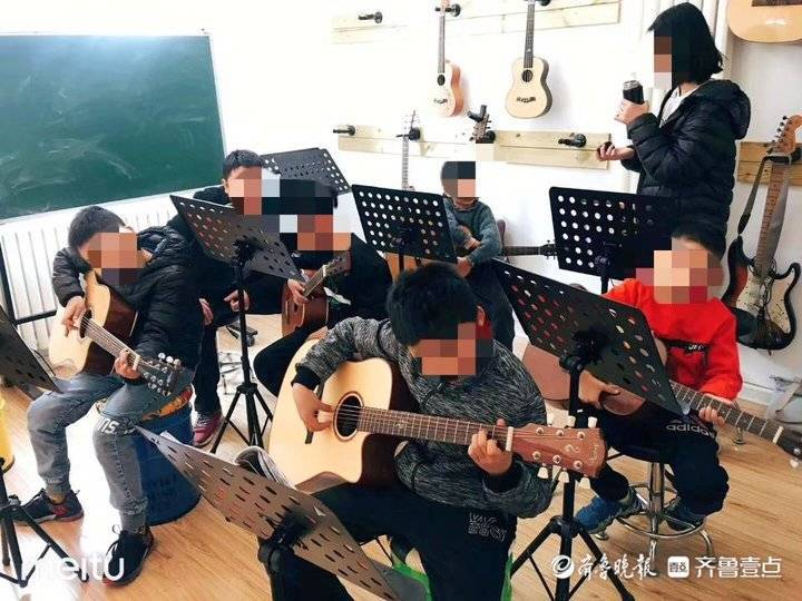 千元吉他排行_一培训机构承诺五千元保证吉他10级,一年后要再缴三千元乐理费