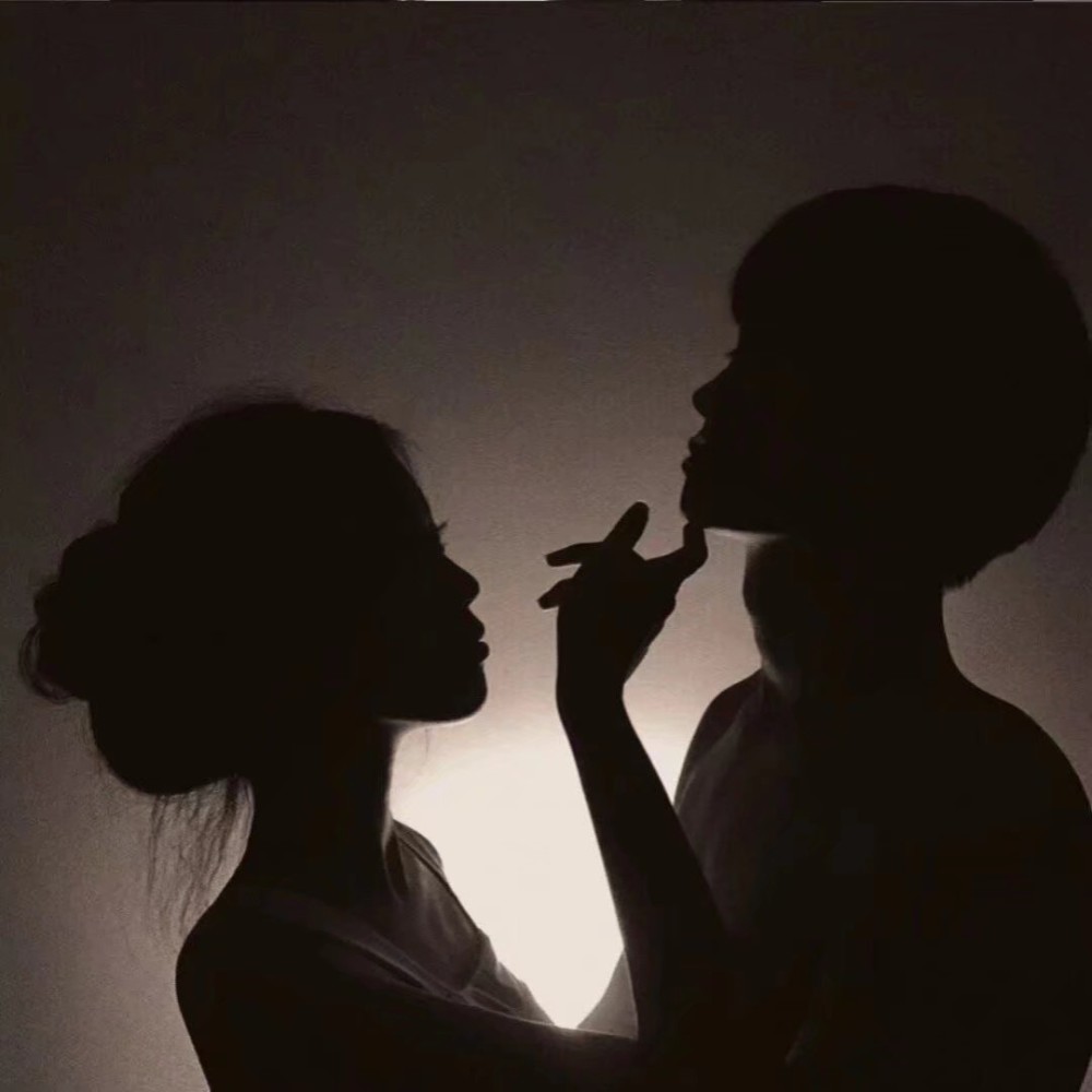 情侣头像能和喜欢的人一起努力变得更好想想就很甜