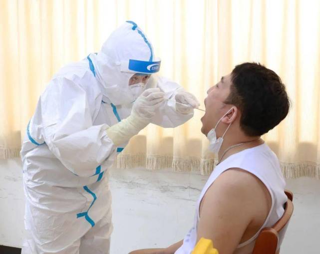 年关疫情严控期确保防控零差错大兴采用肛拭子检测