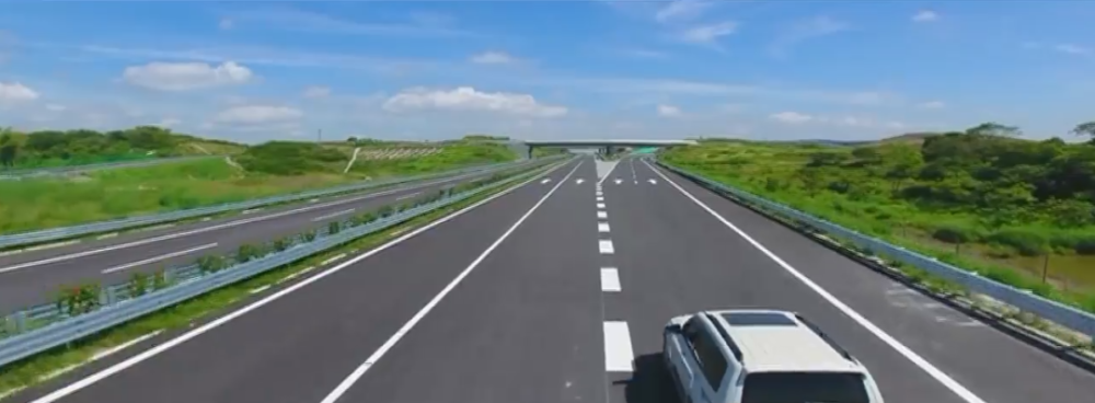 梅汕客专顺利通车,梅龙高铁动工建设;5条高速建成通车,高速公路通车