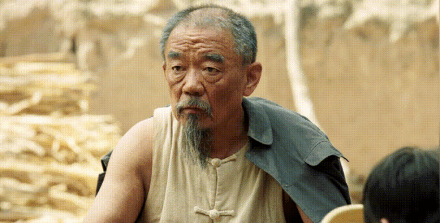 山海情拍摄花絮黄轩大哭张嘉益鞭打演员来真的导演感动