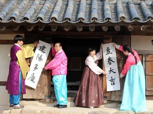 韩国人的春联为什么是白色的