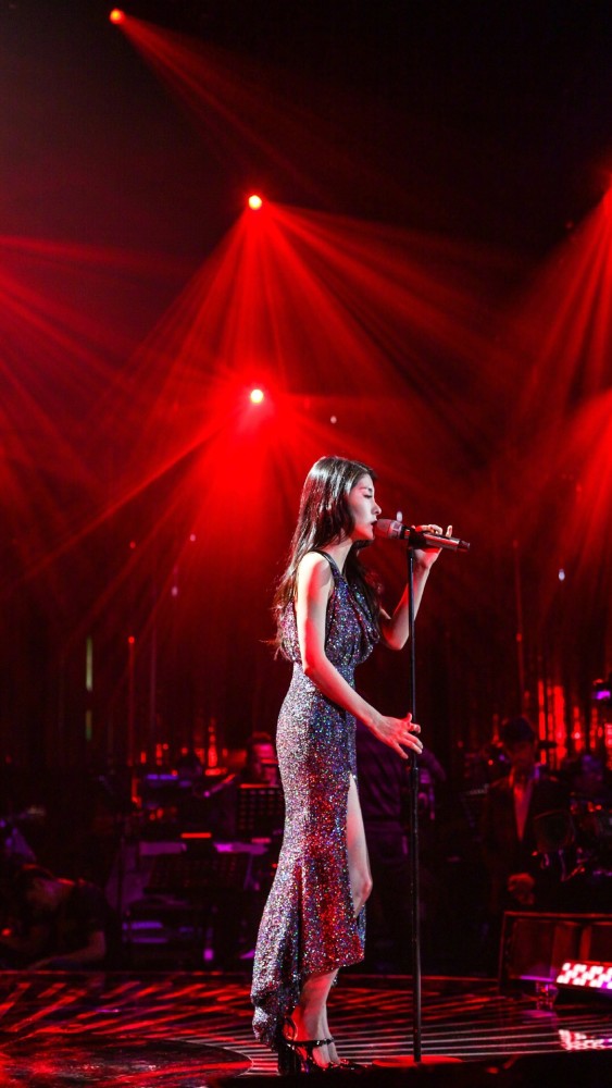 女团出道,可以说是一件不是特别容易的事情,但是张碧晨还是凭借着非常