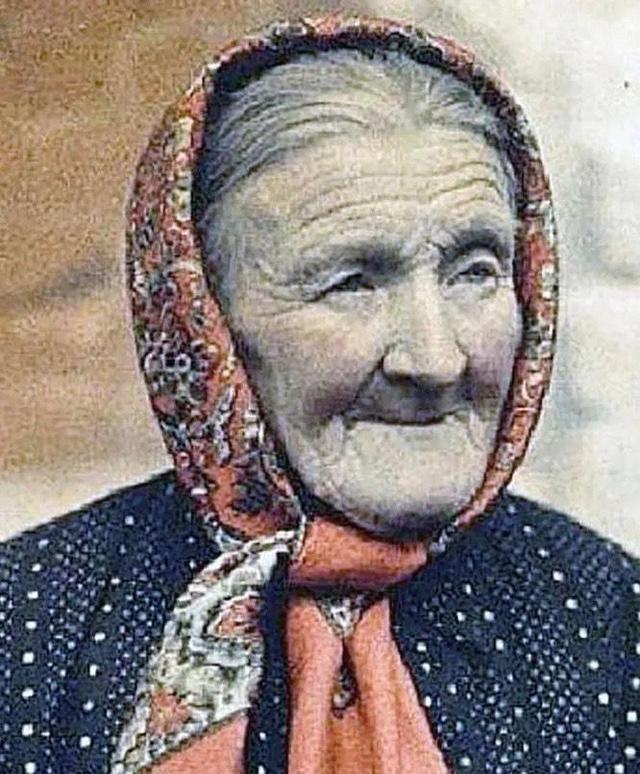 被俄罗斯老奶奶当成孩子养的外星人到底从哪里来的