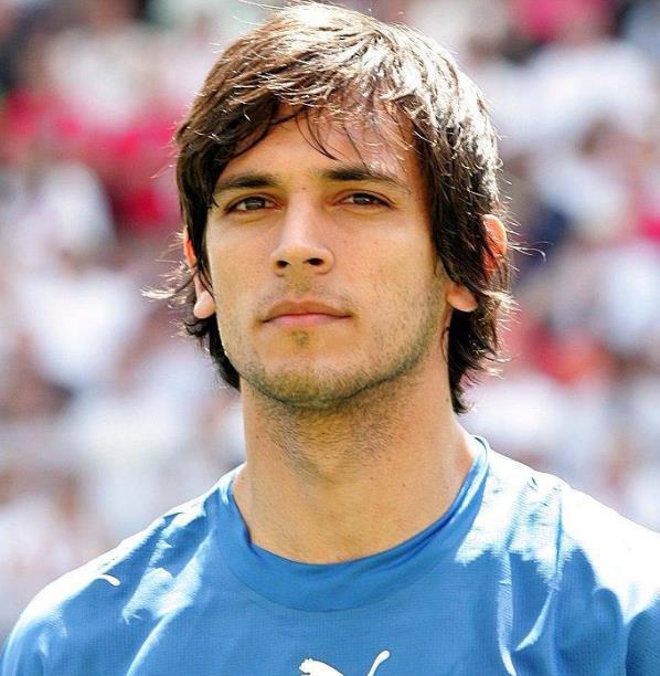 他拥有一副盛世美颜,也拿过至高荣誉:为何影响力较为一般?