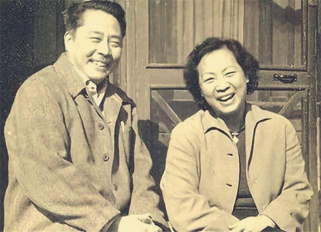 王人美:在最红的时候,为了爱情息影,可最终丈夫却提出离婚_腾讯新闻