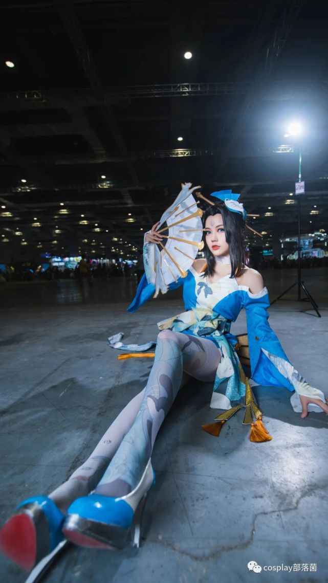 cos王者荣耀不知火舞魅语cos正片彩芸