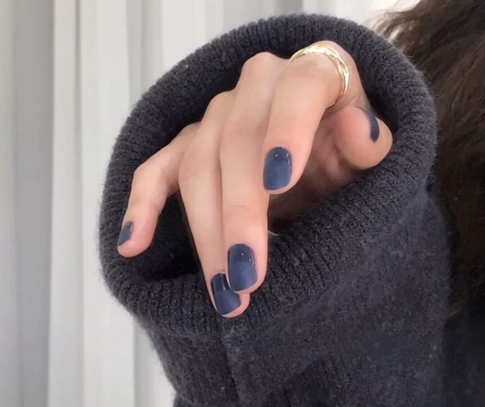 美甲高冷御姐风