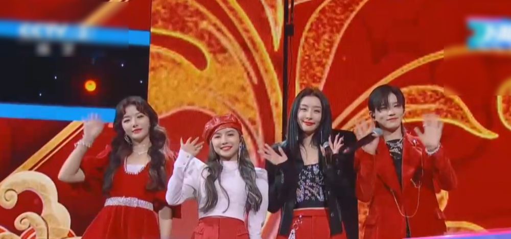 直通春晚爱豆身材到底有多绝看央视镜头下的the9就知道了