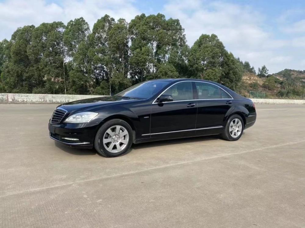 15款奔驰s350售价17万它拥有着独一无二尊贵的气质