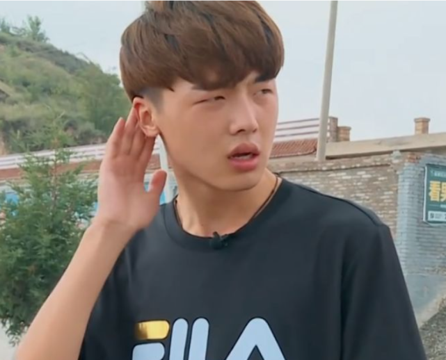 还记得变形计刘一鸣吗去农村吃胖14斤如今帅到不敢认