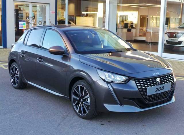小型车"搅局者"!标致全新208实拍,造型圈粉用料扎实