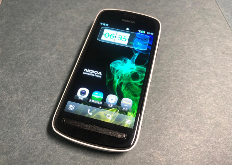 诺基亚手机还记得吗诺基亚808末代机皇介绍