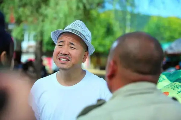 某村老岳(化名)就遇到了.