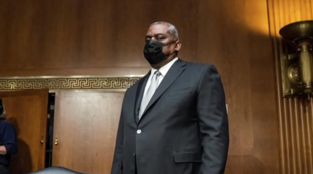 美国首位黑人国防部长挑战之一:清除军队种族歧视和极端主义