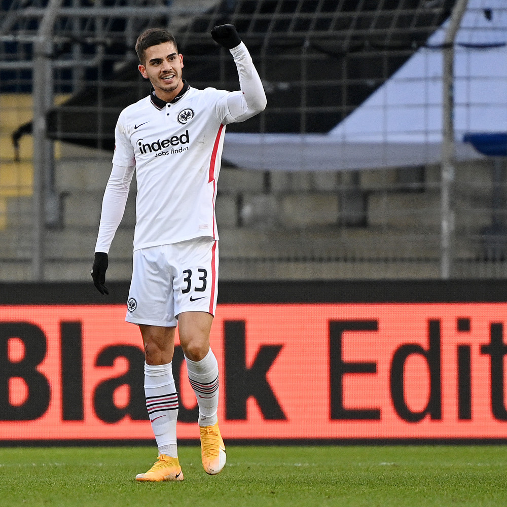 体育足球德甲法兰克福胜比勒菲尔德