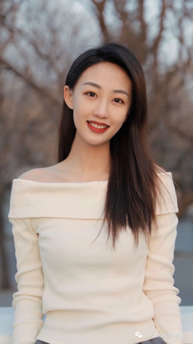 北京电影学院美女杨诗倩