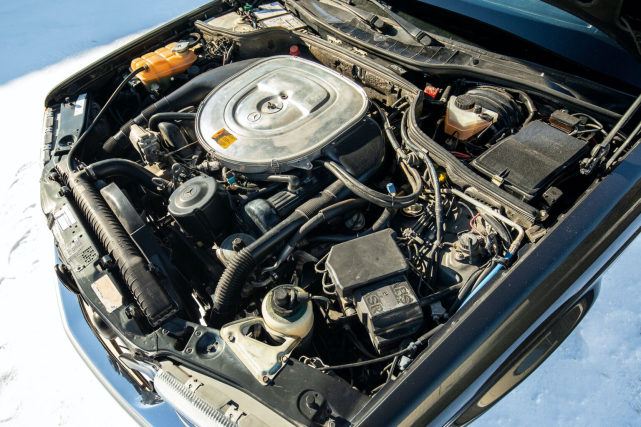 31年前非原厂旅行车也能拍卖到4万美元这就是奔驰魅力