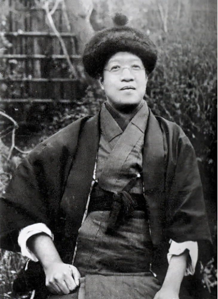 民国"疯人"国学大师,谁都不放在眼里,一生娶了9个媳妇,仅活了50岁