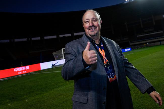 午间星闻 | "韩大嘴"再现江湖:不看好国足世预赛出线;《追光吧哥哥》