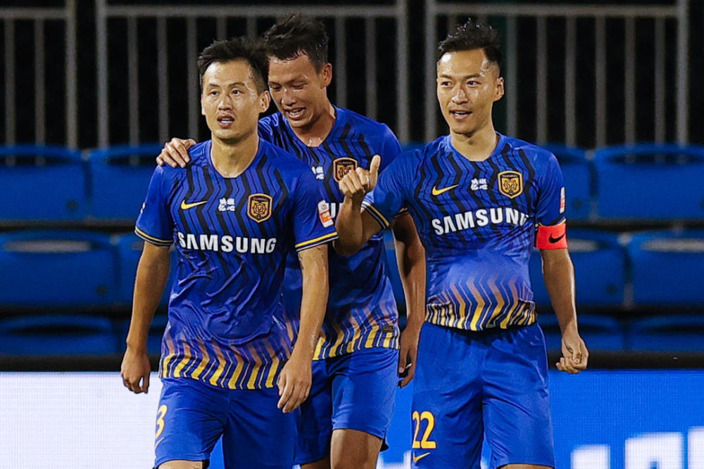 国足集训热身赛对手敲定,蒿俊闵,吴曦和于大宝任队长