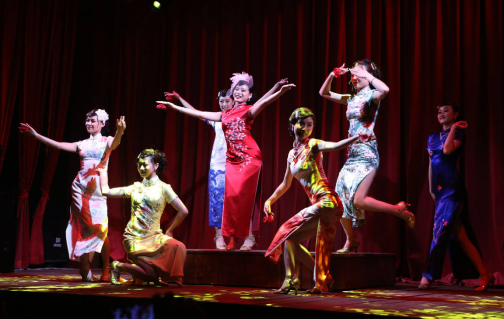 发妻曾是他贤内助为纳妾他不惜抛妻几年之后他成上海滩笑话