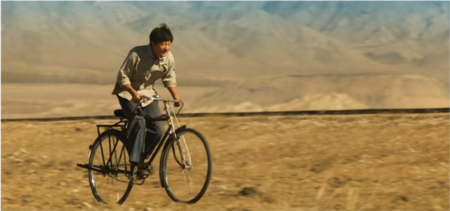 山海情:上世纪90年代的黄土高原,有一群娃娃在计划逃跑