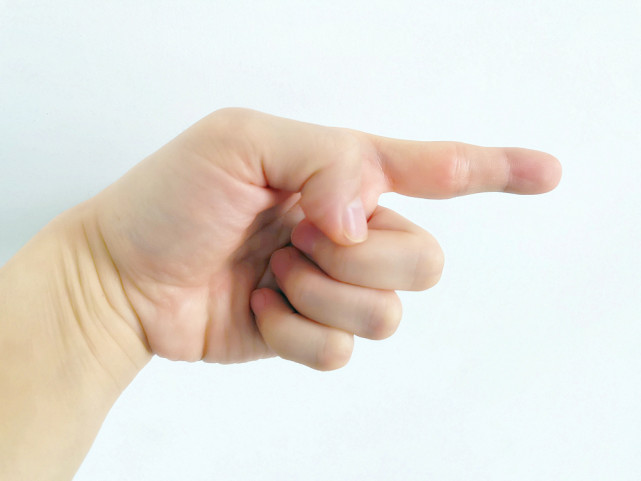 带您全方位揭秘排球场上的无声暗语手势