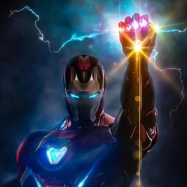 我们看到当时的钢铁侠的钢铁战甲已经颜值出了纳米战甲,也就是mark85