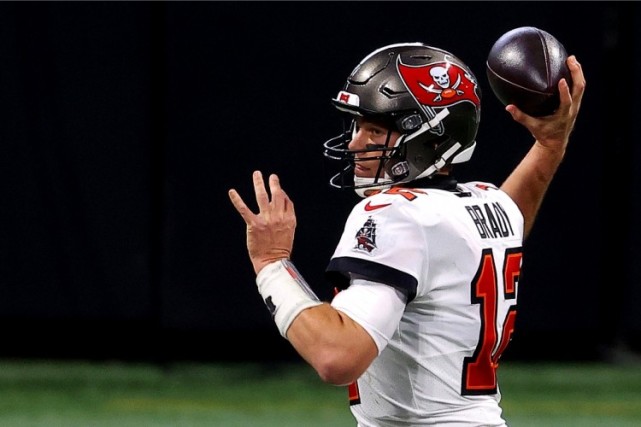 直播吧2月8日讯 第55届nfl超级碗,坦帕湾海盗以31-9战胜堪萨斯城酋长