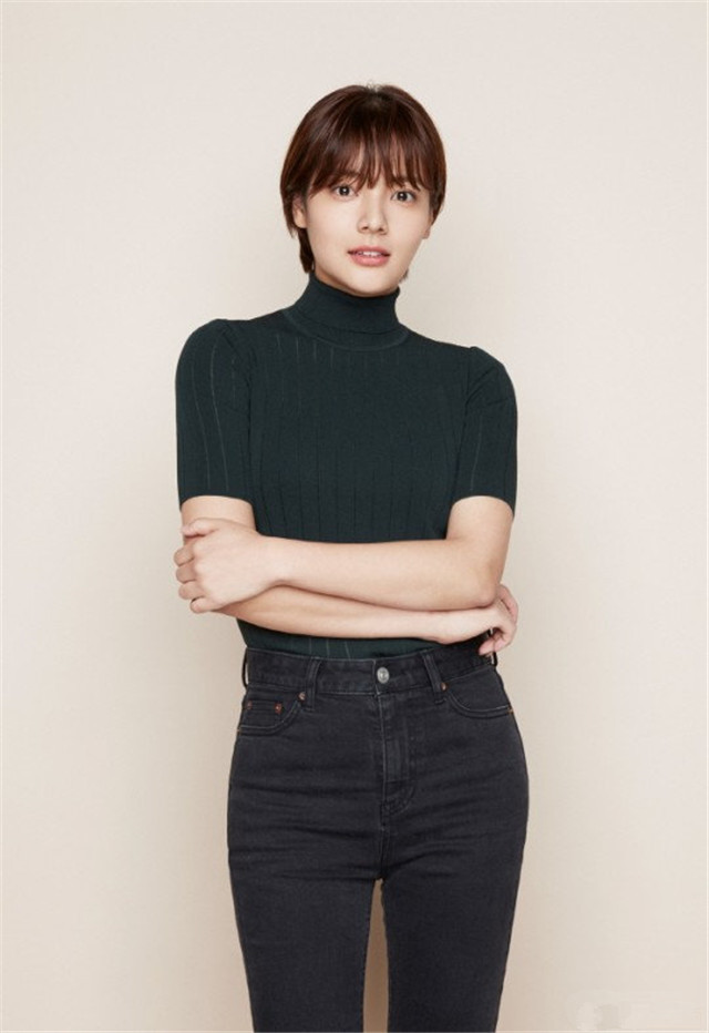 1月25日,据韩媒报道,女演员宋侑庭在本月23日做