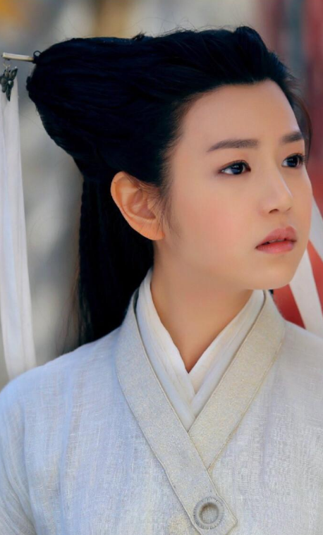 陈妍希不后悔出演小龙女隔空示爱老公陈晓两人画风超甜蜜