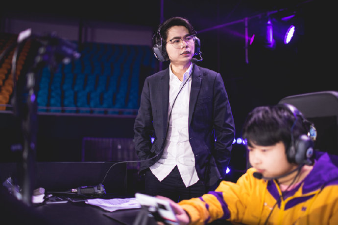 kpl年度盘点之hero久竞：从五杀到四冠，一切的背后都是他的功劳