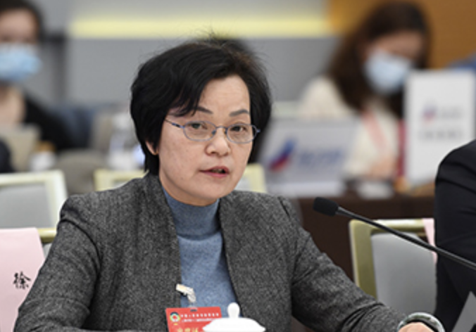 上海市政协委员徐玉芳.