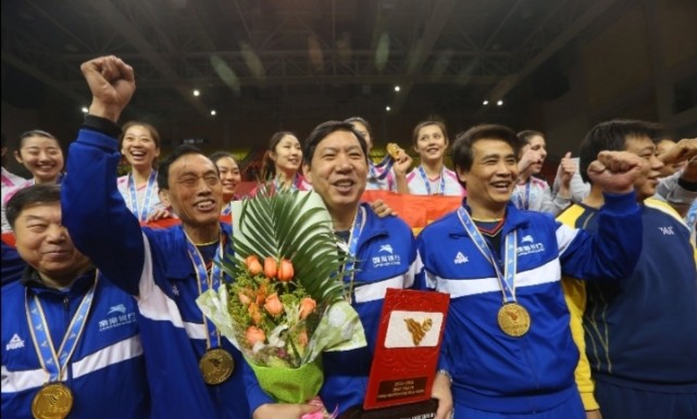 王宝泉从魔鬼教父到温柔姥爷不变的是老夫聊发少年狂的气质