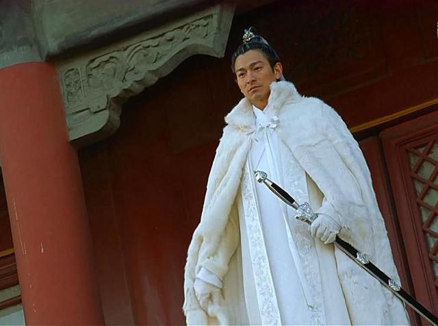 6擎天一剑出自:风云争霸擎天一剑乃是擎天剑派的镇派武学,此功只有一