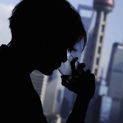 悲伤忧郁系的个性签名经常想像你哭泣的样子