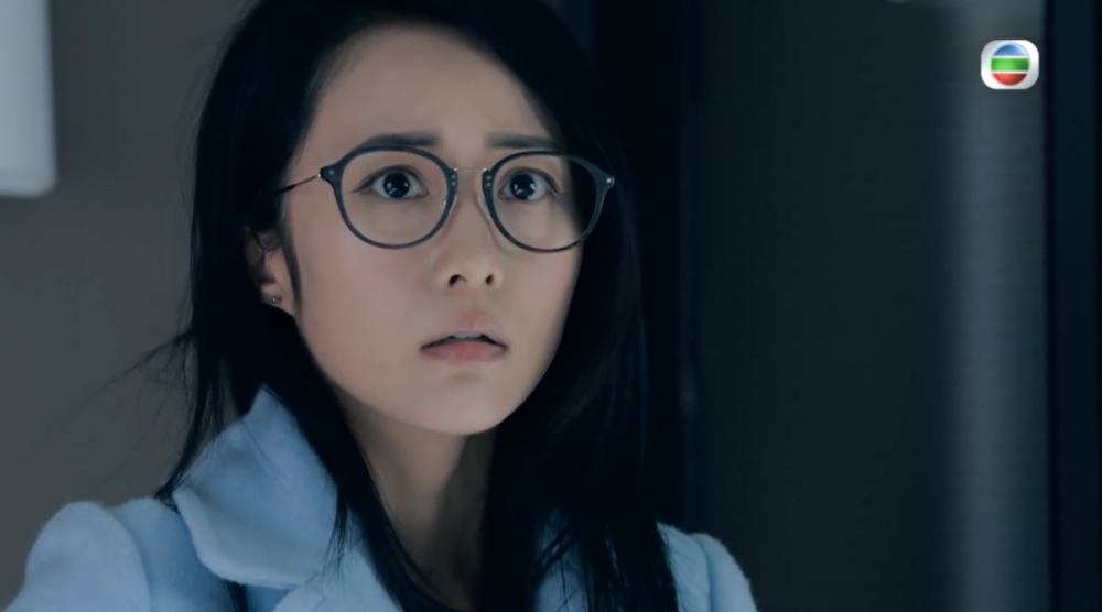 恭喜英皇小花汤怡与蔡思贝旧爱宣布奉子成婚前男友洪卓立送祝福