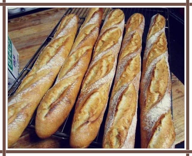 可见,食物之坚硬有时甚至可以当武器来使.